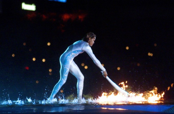 Cathy Freeman et la flamme olympique