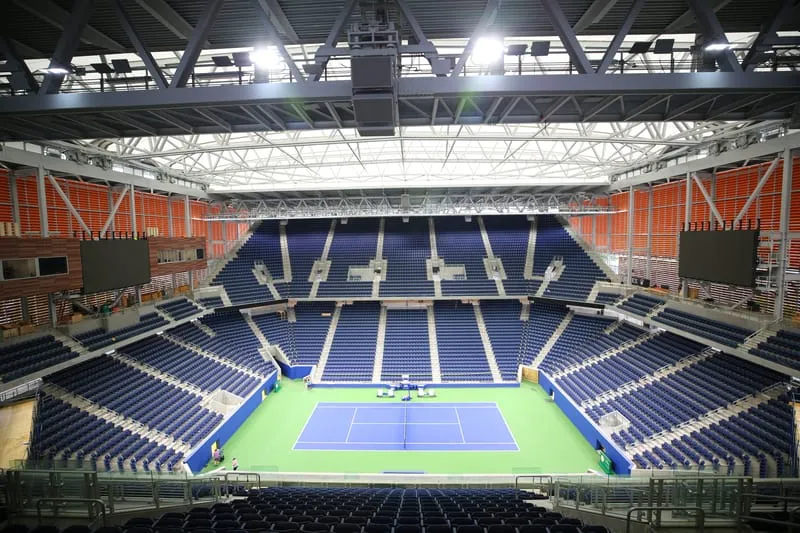 Le stade louis armstrong est l'un des plus beaux terrains de tennis au monde.