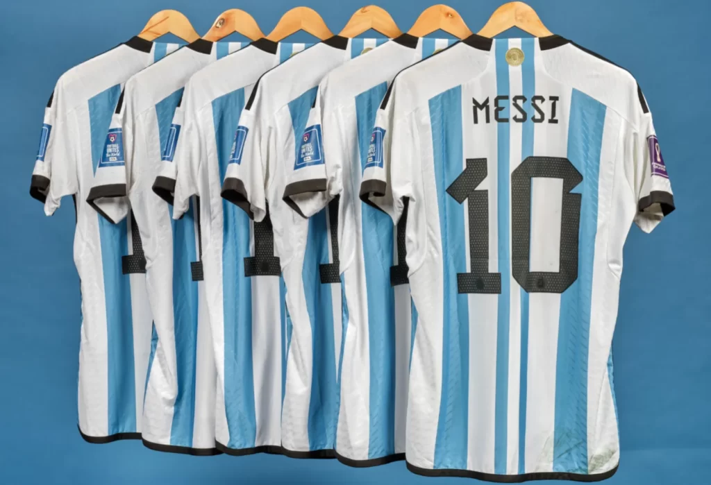 Découvrez les principaux maillots de Messi