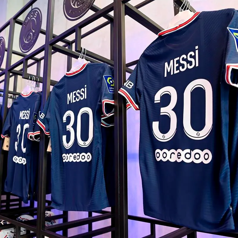 Maillots de Messi au PSG