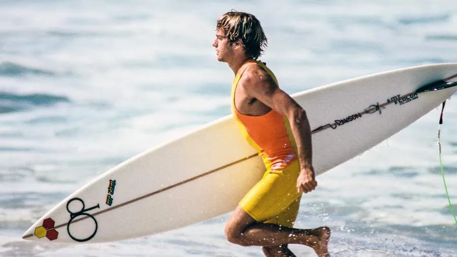 Tom Curren est l'un des plus grands surfeurs de l'histoire