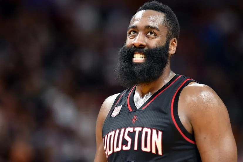 James Harden est l'un des meilleurs joueurs NBA des années 2010